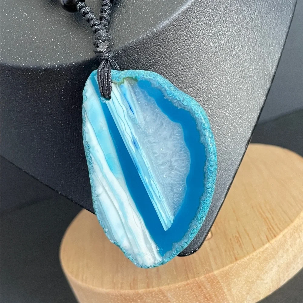Beautiful Blue Agate Pendant Necklace